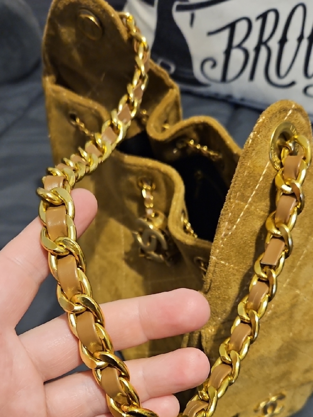 CHANEL Quilted Suede 25 Hobo Mini Bucket Bag in Mustard - Picture 7 of 10